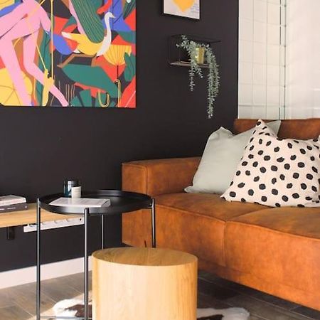 Smart Art :) Z Bezplatnym Parkingiem Podziemnym Apartment Kielce Bagian luar foto