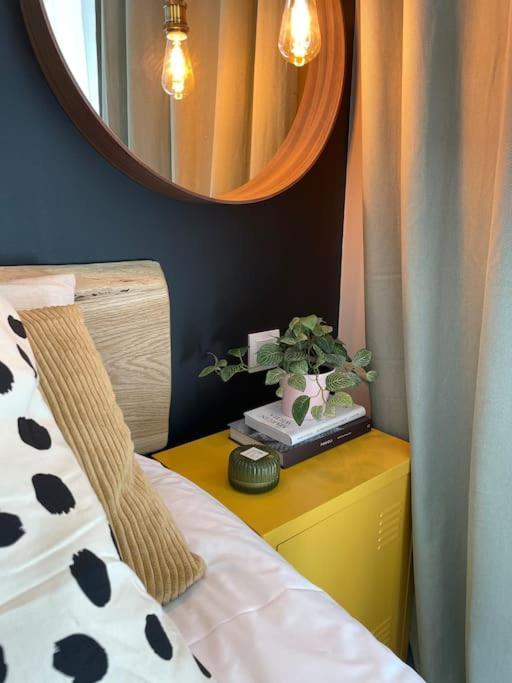 Smart Art :) Z Bezplatnym Parkingiem Podziemnym Apartment Kielce Bagian luar foto