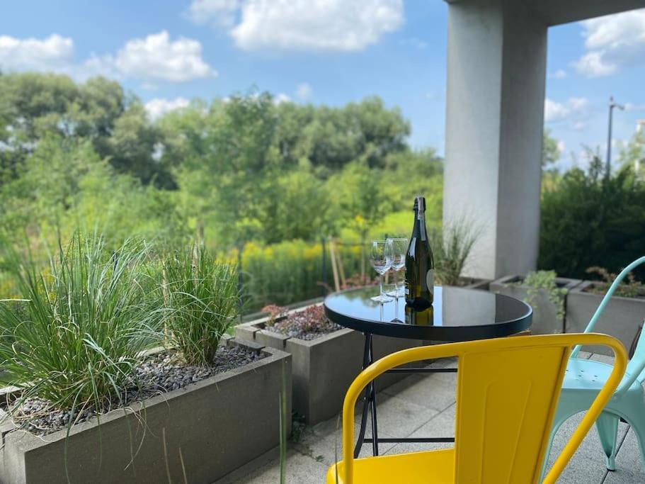 Smart Art :) Z Bezplatnym Parkingiem Podziemnym Apartment Kielce Bagian luar foto