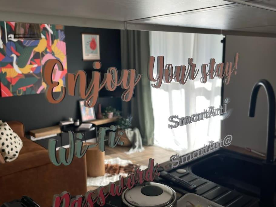 Smart Art :) Z Bezplatnym Parkingiem Podziemnym Apartment Kielce Bagian luar foto
